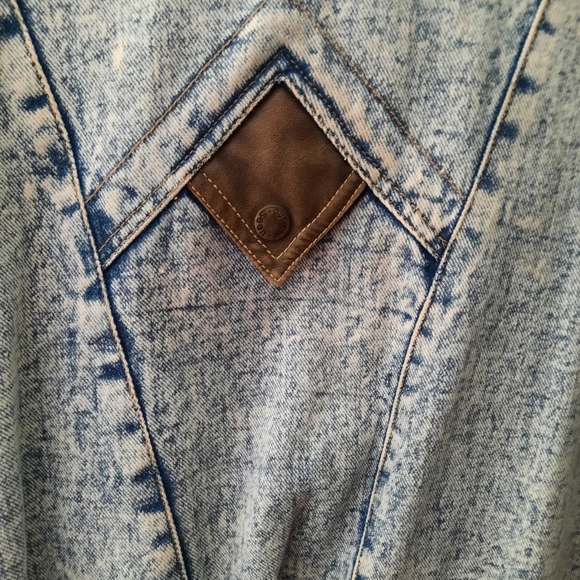 Vintage Denim Jacket - Current Seen - Picture 5 of 6